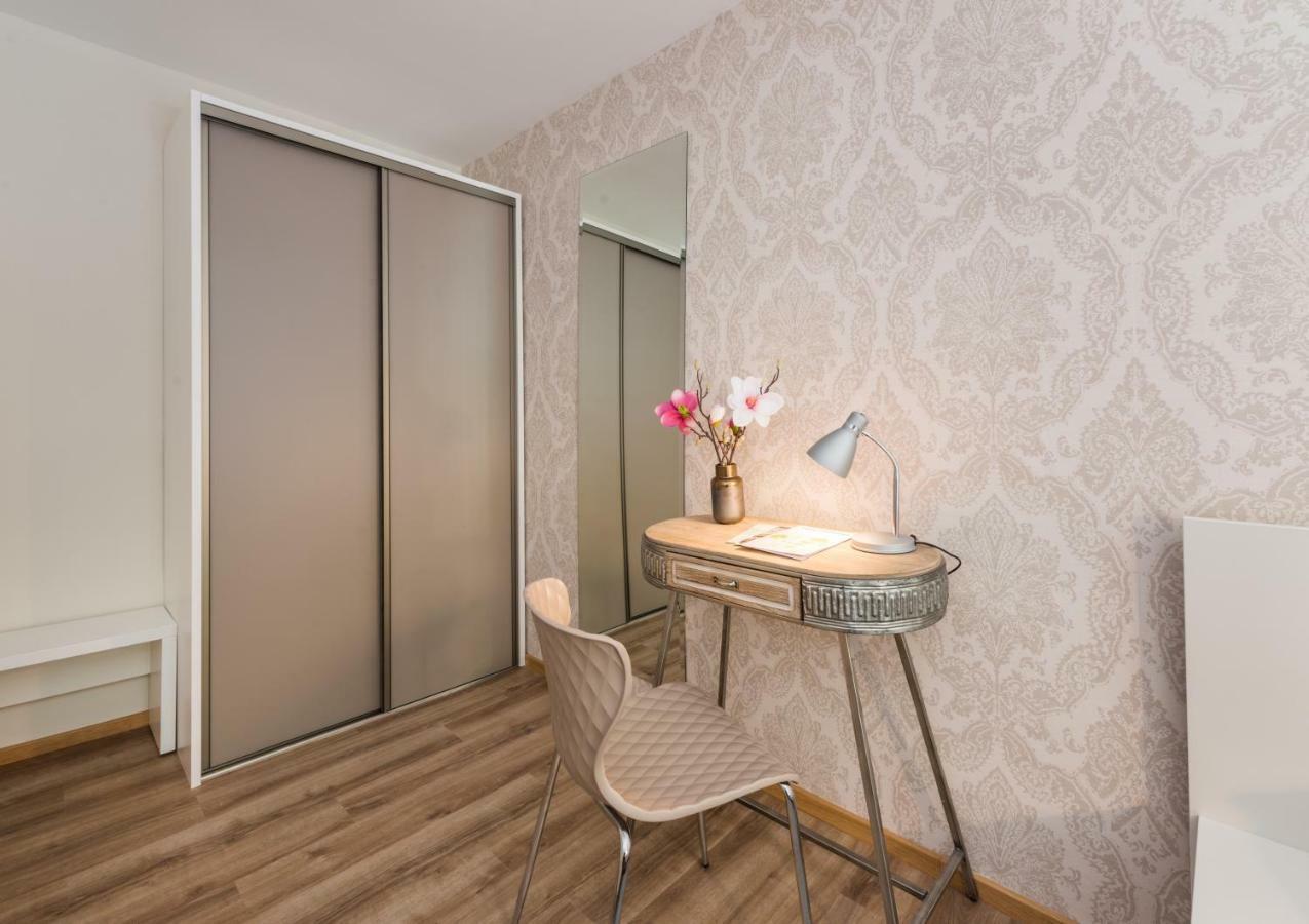 Royal Vega Apartment Ljubljana Extérieur photo
